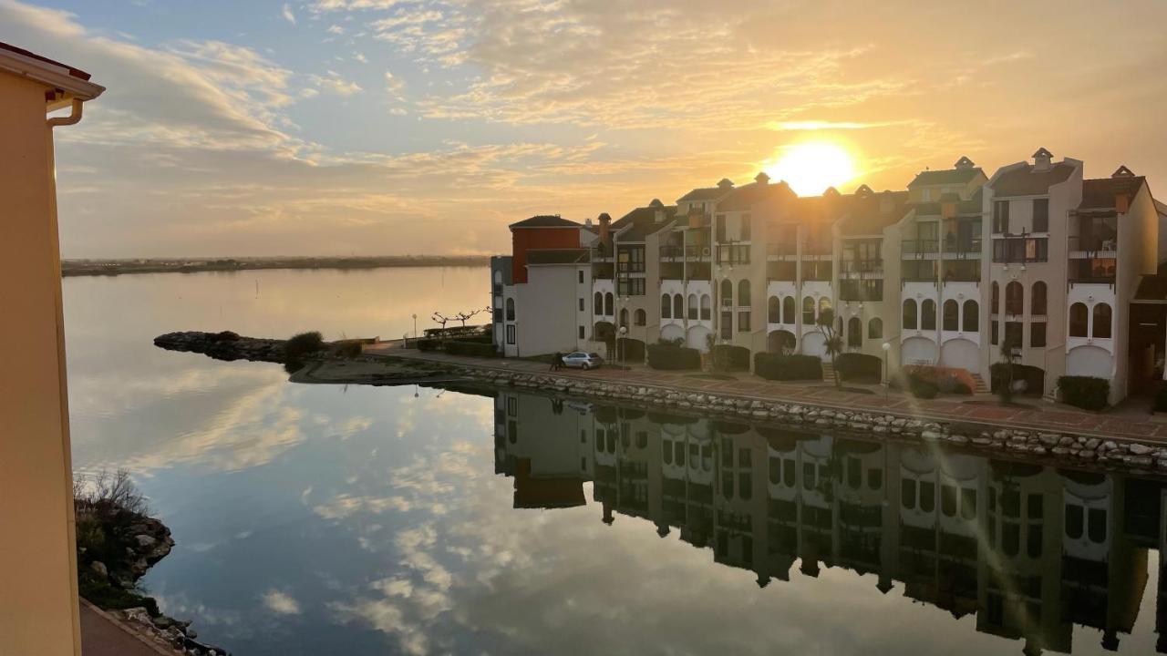 Residence Pointe Vermeille - Charmant Studio Cabine Avec Jolie Vue Sur Le Lac Marin Le Barcarès Zewnętrze zdjęcie